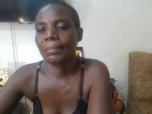 blaqqueen1 webcam