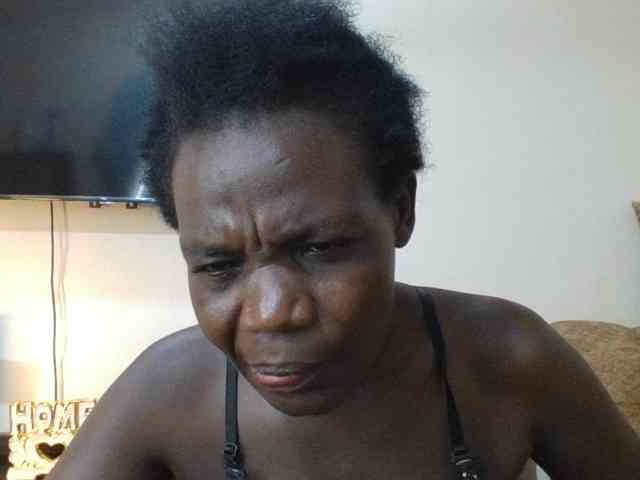 blaqqueen1 webcam