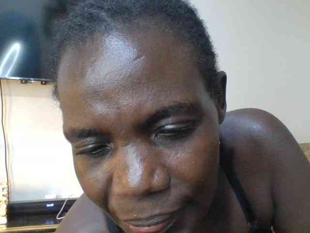 blaqqueen1 webcam