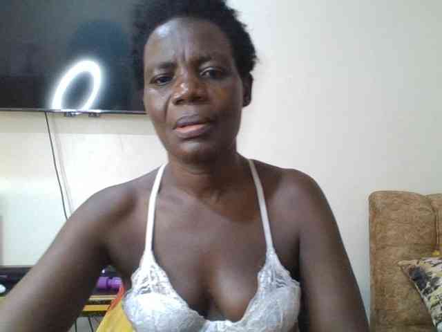 blaqqueen1 webcam
