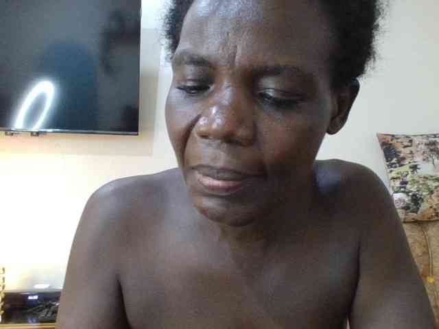 blaqqueen1 webcam