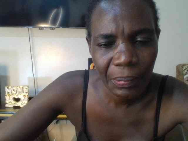 blaqqueen1 webcam