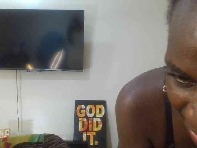 blaqqueen1 webcam