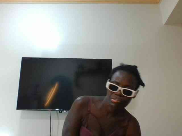 blaqqueen1 webcam