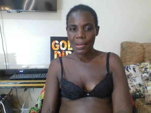 blaqqueen1 webcam