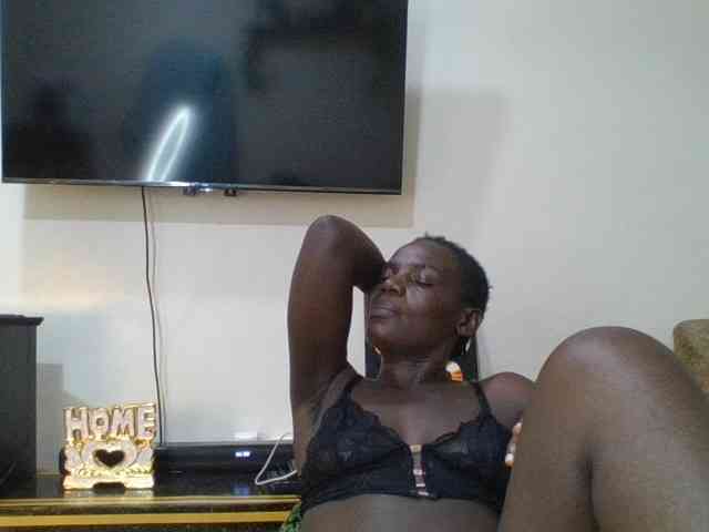 blaqqueen1 webcam