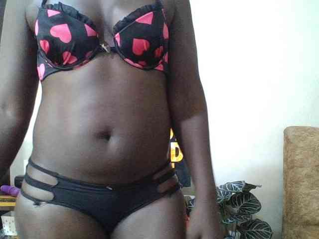 blaqqueen1 webcam
