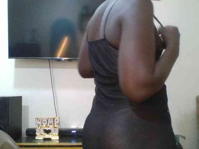 blaqqueen1 webcam