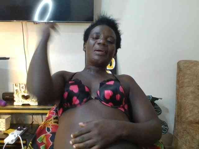 blaqqueen1 webcam