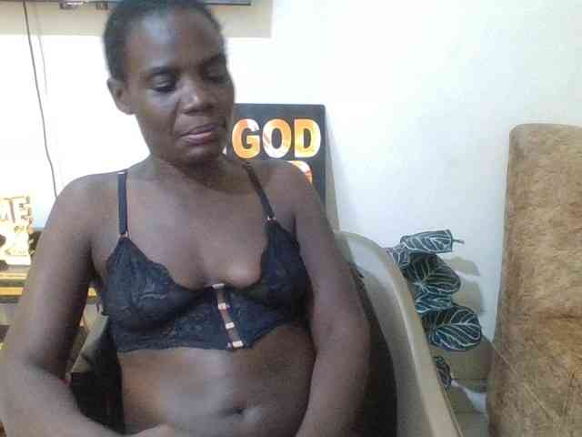 blaqqueen1 webcam