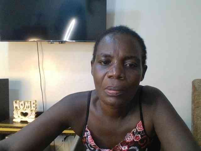 blaqqueen1 webcam