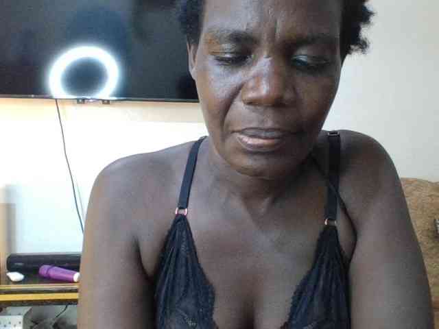 blaqqueen1 webcam