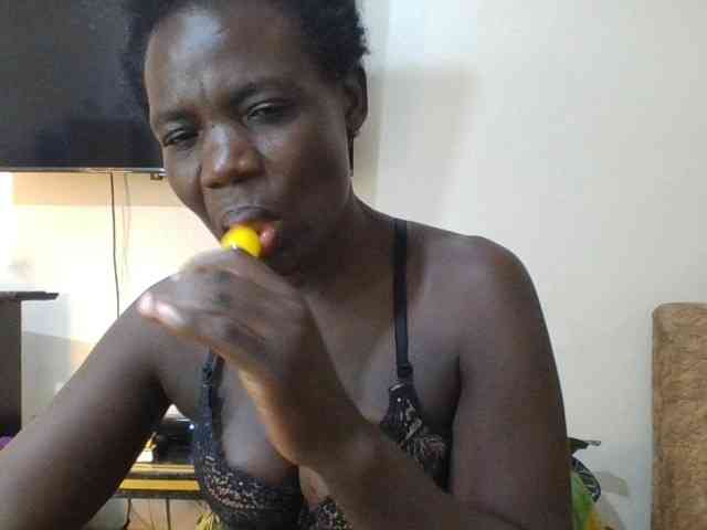 Model: blaqqueen1