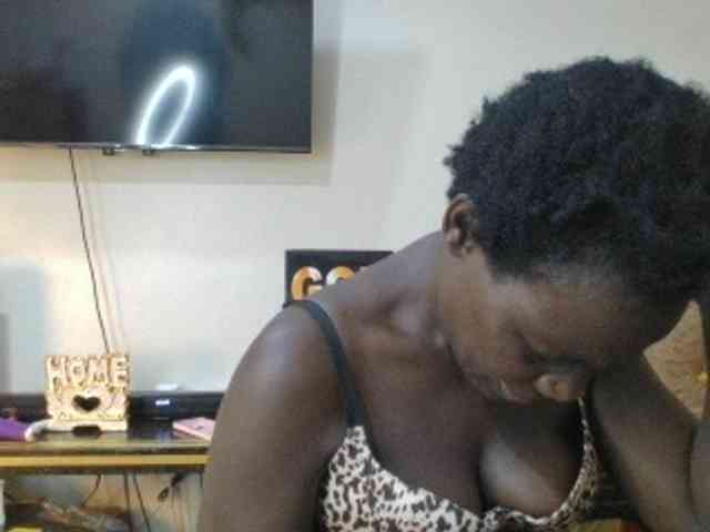 blaqqueen1 webcam