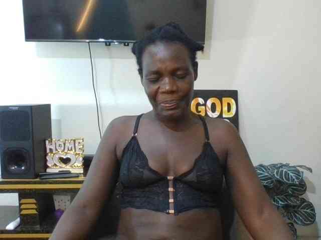 blaqqueen1 blaqqueen1