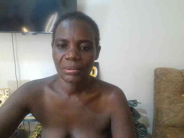 blaqqueen1 webcam