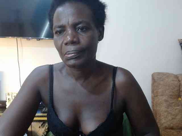 blaqqueen1 webcam