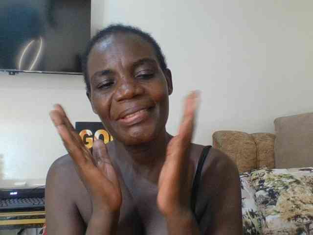 blaqqueen1 webcam
