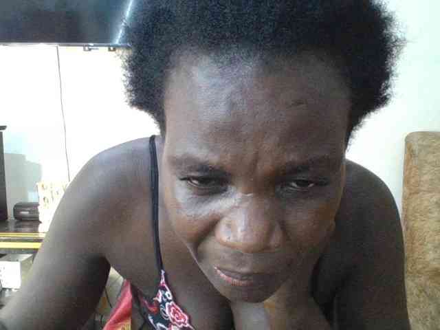 chat on live Blaqqueen1