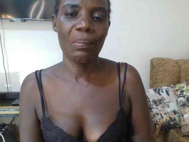 blaqqueen1 webcam