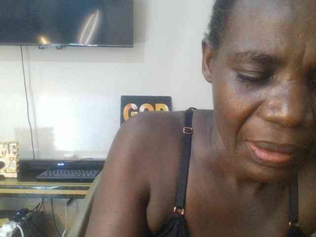 blaqqueen1 webcam