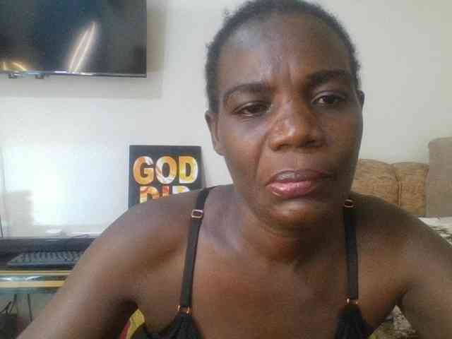 blaqqueen1 webcam
