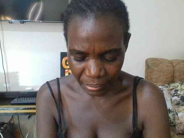 blaqqueen1 blaqqueen1