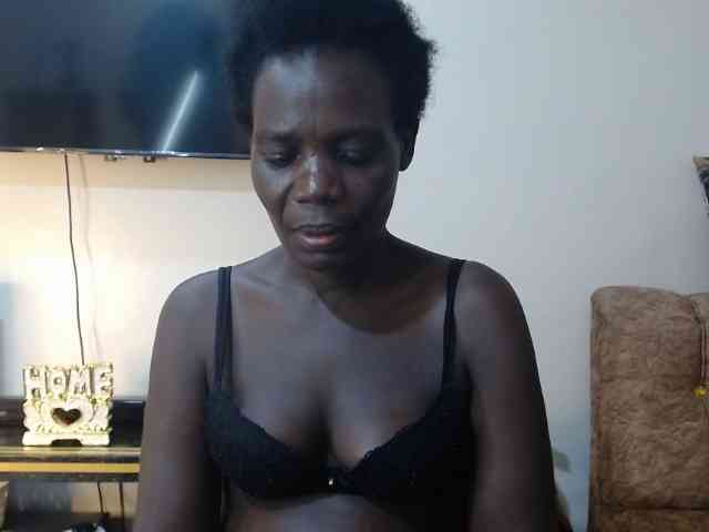 blaqqueen1 blaqqueen1