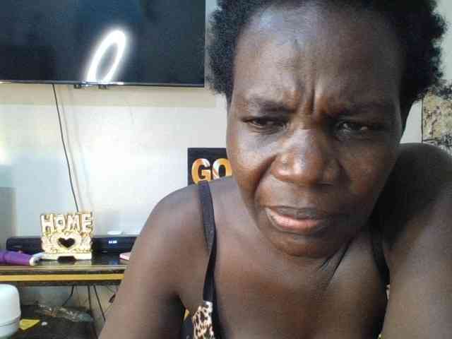 blaqqueen1 webcam