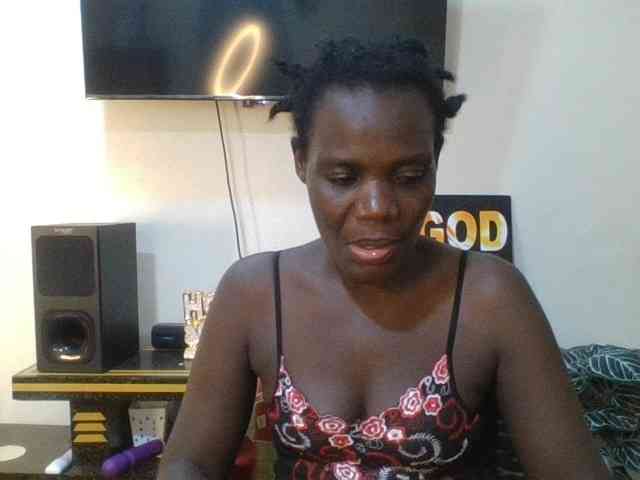 blaqqueen1 webcam