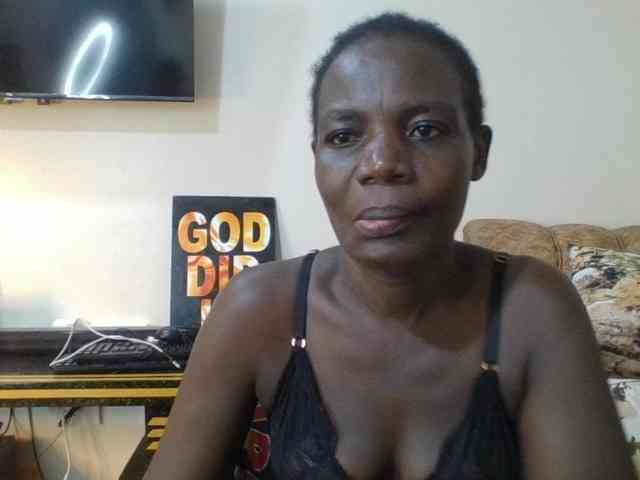 blaqqueen1 webcam