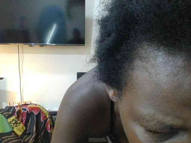 Model: blaqqueen1