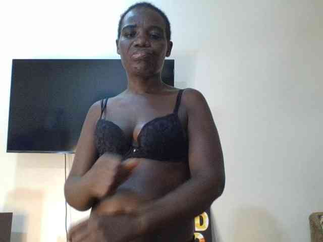 blaqqueen1 webcam