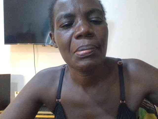 blaqqueen1 webcam