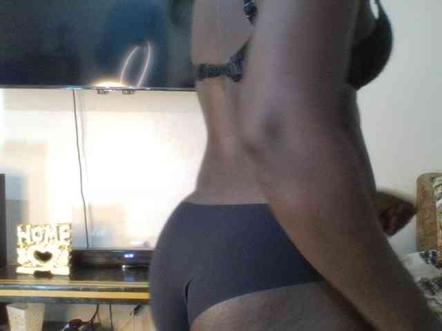 blaqqueen1 webcam