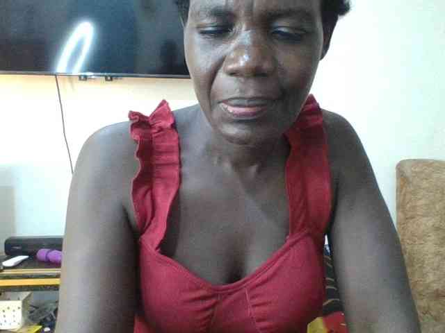 blaqqueen1 webcam