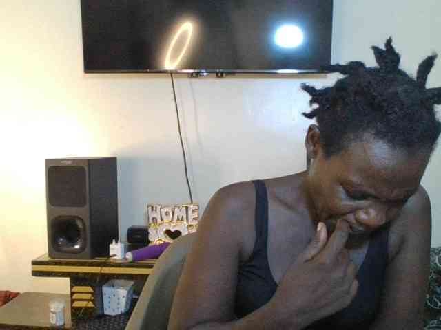 blaqqueen1 blaqqueen1