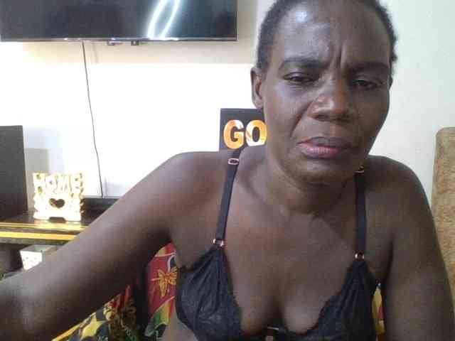 blaqqueen1 webcam