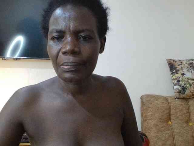 blaqqueen1 webcam