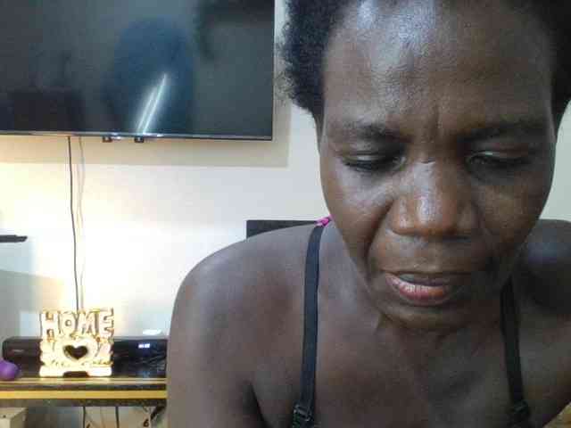 blaqqueen1 webcam