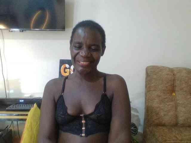 blaqqueen1 webcam
