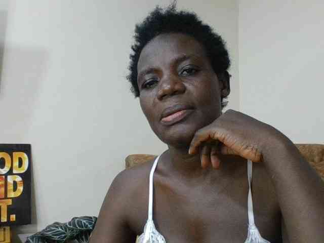 blaqqueen1 webcam