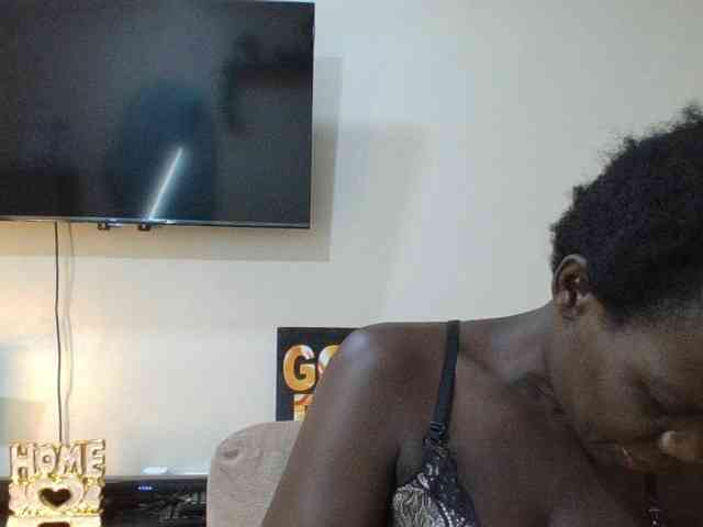 blaqqueen1 blaqqueen1