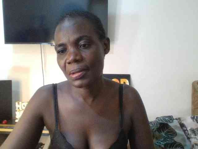blaqqueen1 blaqqueen1