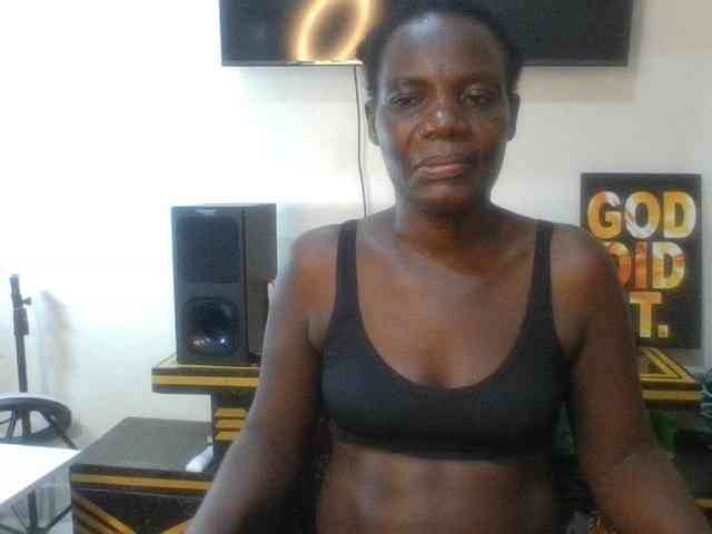 blaqqueen1 blaqqueen1