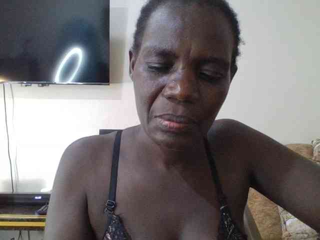 blaqqueen1 webcam
