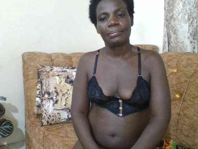 blaqqueen1 webcam