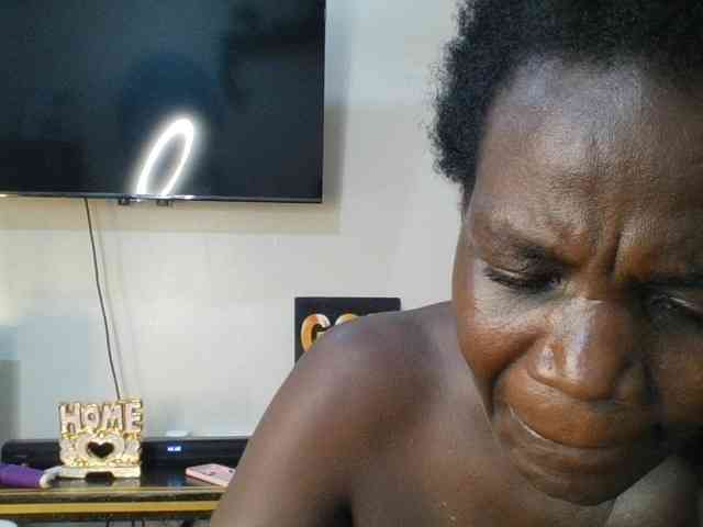 blaqqueen1 blaqqueen1