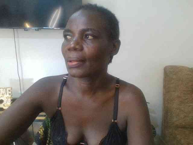 blaqqueen1 blaqqueen1