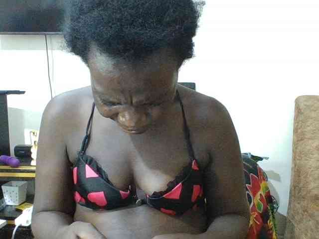 blaqqueen1 webcam